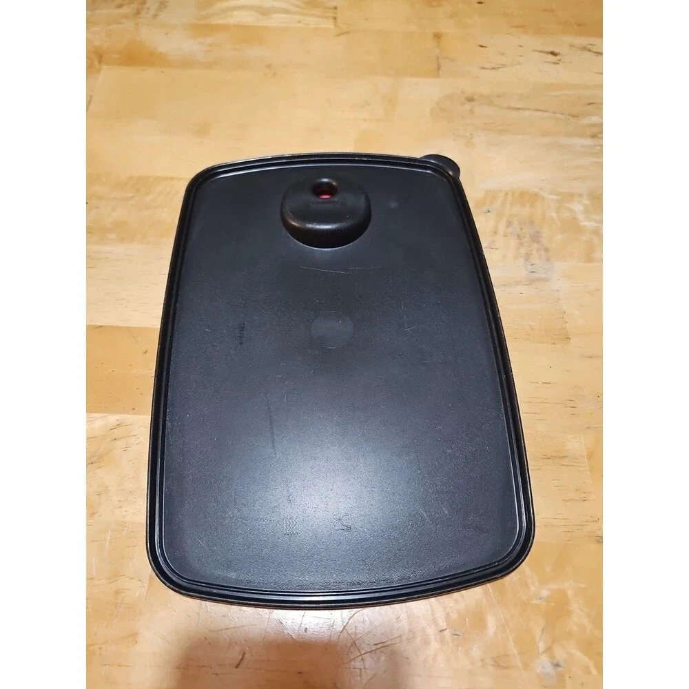 Vintage Tupperware Rock N Serve Vented Replacement Lid #3382B Black & Red 11 X 8